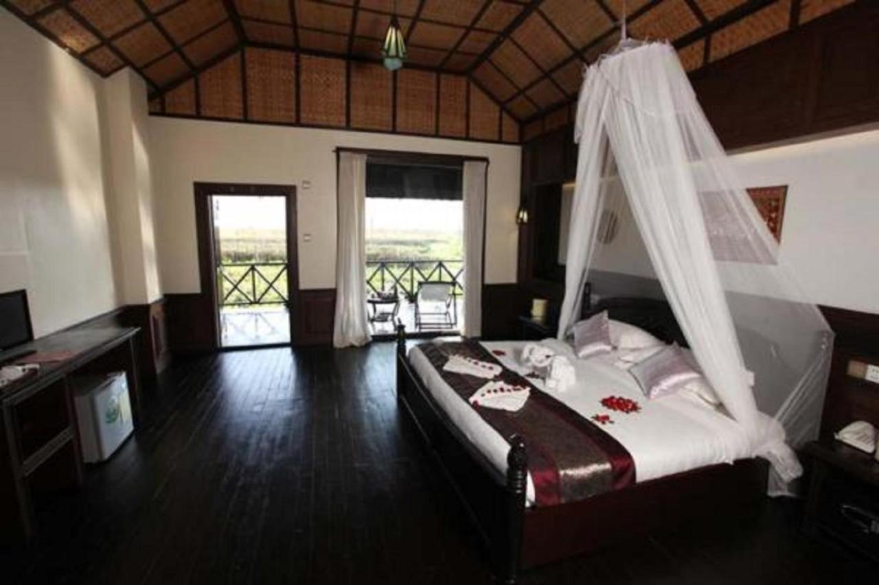 Sky Lake Inle Resort Inle Lake Екстер'єр фото